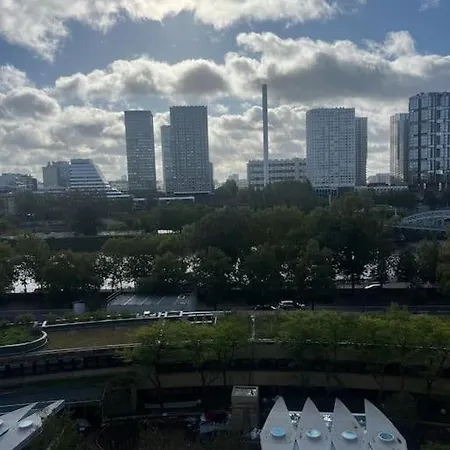 Tour Eiffel Terrasse Vue Seine Apartment Paris